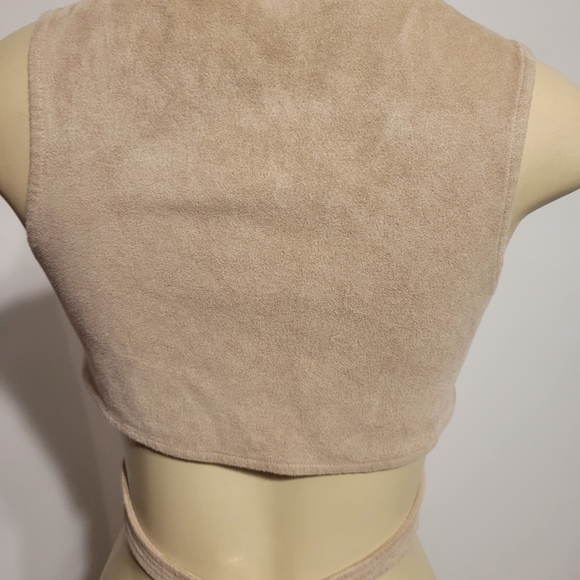 Windsor Tan Sueud  Small Crop Top Like New Y2K Fall Comfy Summer Girly CowGirl - Picture 2 of 2